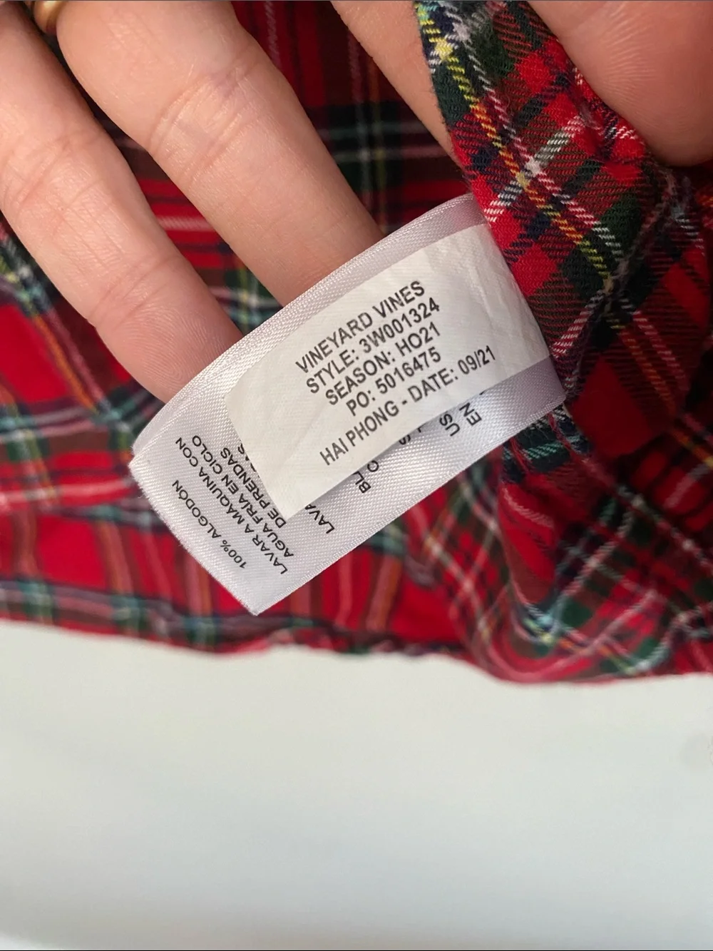 Vineyard Vines Boy's Red Green Plaid Flannel Holiday Button-Up Shirt Small 8-10